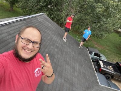 We spy🔎with our little eye something small but potentially costly if left unnoticed.Let BCR inspect your roof for free and ensure your peace of mind.🧘